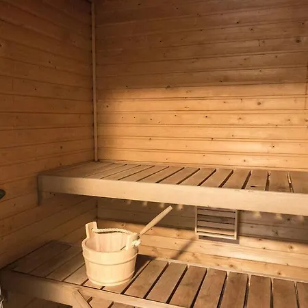 Spacious And Quiet Single-family In * Espoo