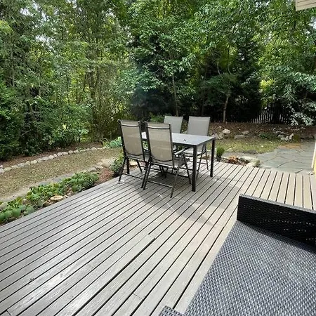 펜션 Spacious And Quiet Single-family In 에스포