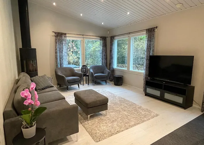 Spacious And Quiet Single-family In * Εσπού