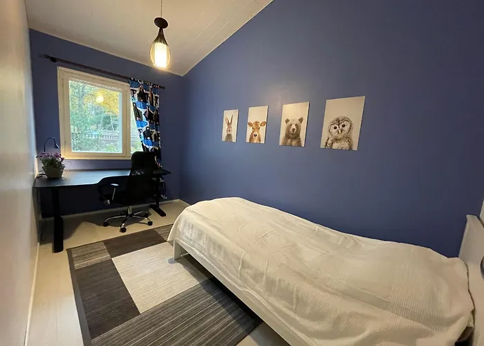 Spacious And Quiet Single-family In Σπίτι διακοπών *